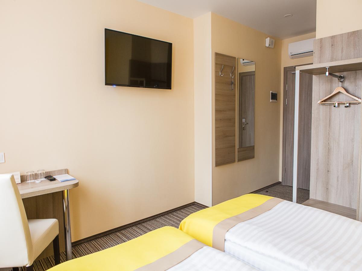 Raziotel Kyiv Yamska ภายนอก รูปภาพ